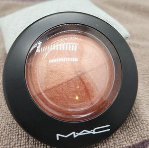 MAC Mineralize Skinfinish